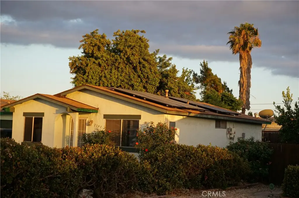 Single Family Residence for sale at 2391 Antigua Court, Hemet, CA featuring 2 beds and 1 bath