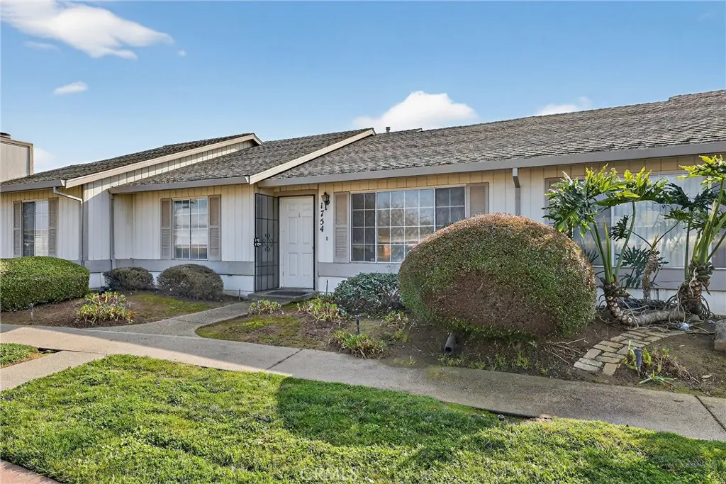 Condominium for sale at 1754 Merced, Merced, CA featuring 2 beds and 2 baths