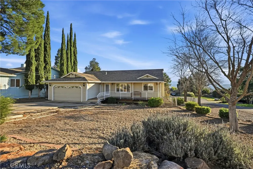 19093 Ravenhill Road, Hidden Valley Lake, CA — listing photo 1