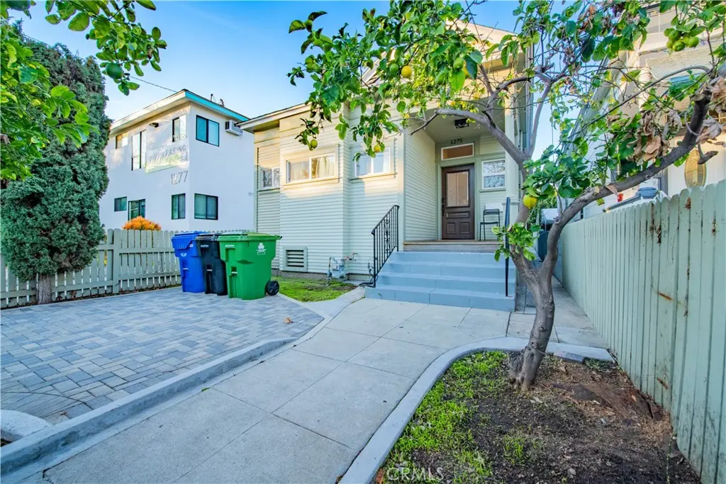 Residential Lease for rent at 1275 W 23rd, Los Angeles, Los Angeles County, CA featuring 4 beds and 2 baths