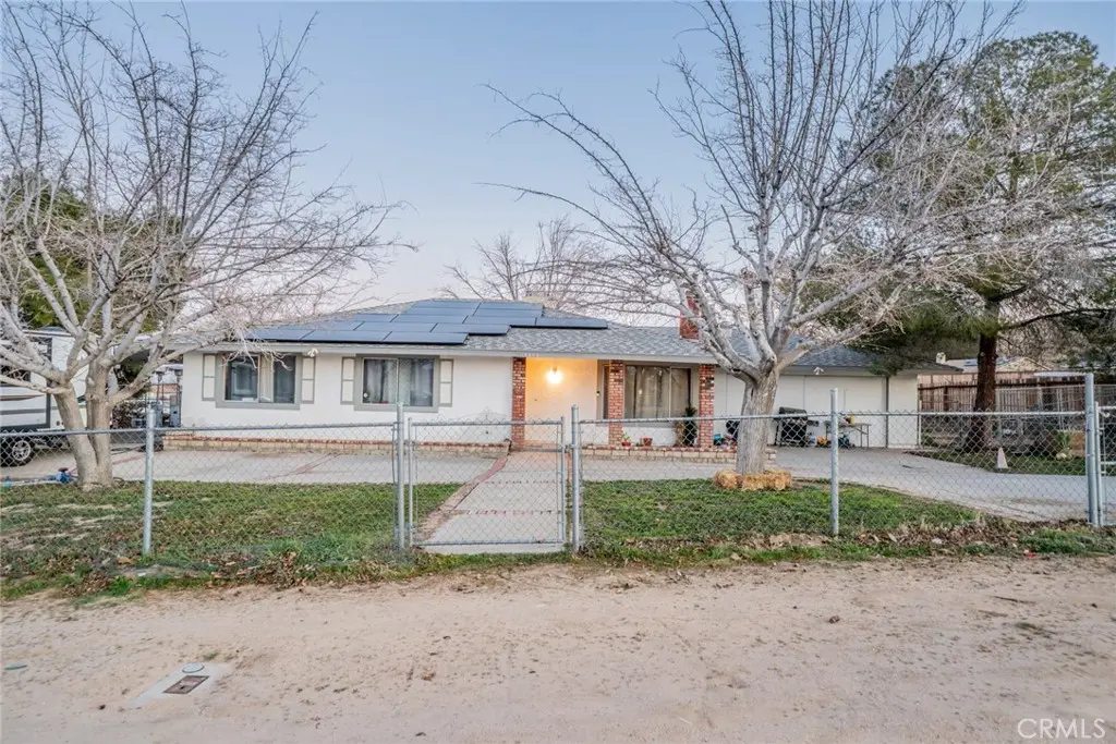 17307 Longmeadow, Palmdale, CA — listing photo 1