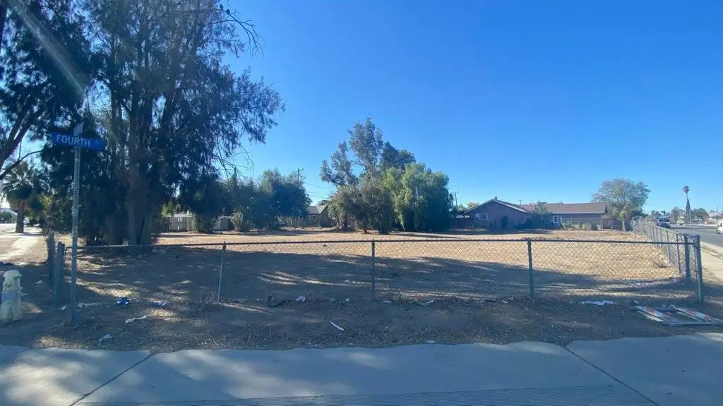 1 4th Street, Perris, CA — listing photo 1