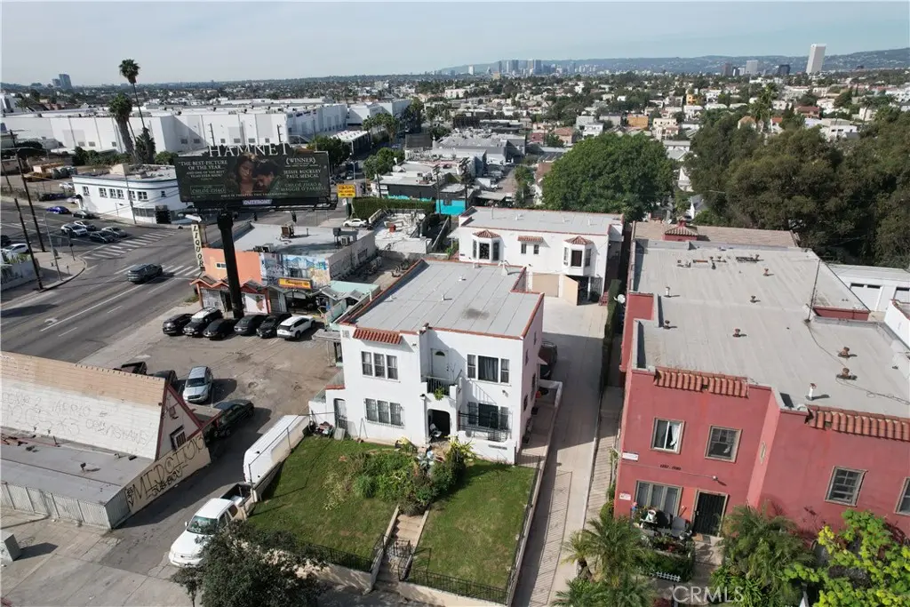 Apartment for sale at 1291 Queen Anne, Los Angeles, CA
