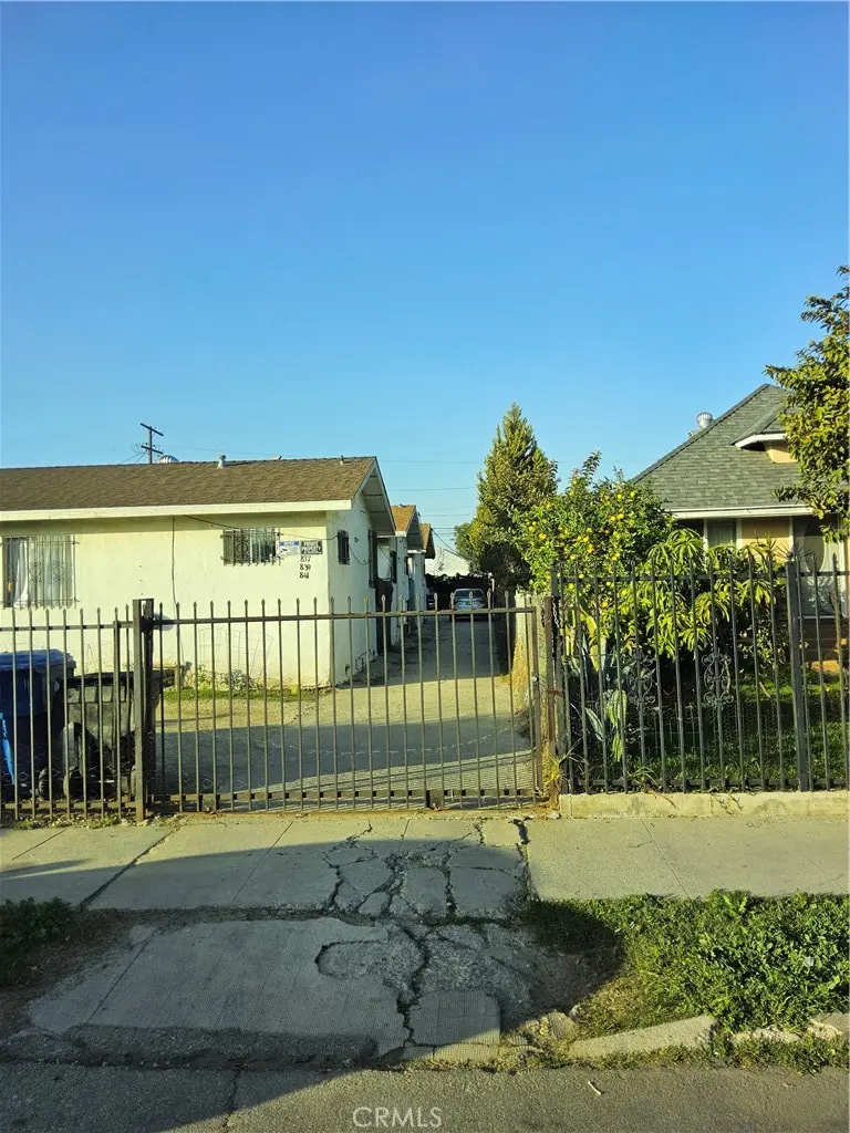 Triplex for sale at 837 W 65th, Los Angeles, CA