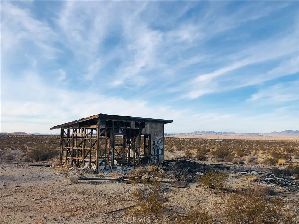 5 Pinto Mountain Road, 29 Palms, CA — listing photo 1