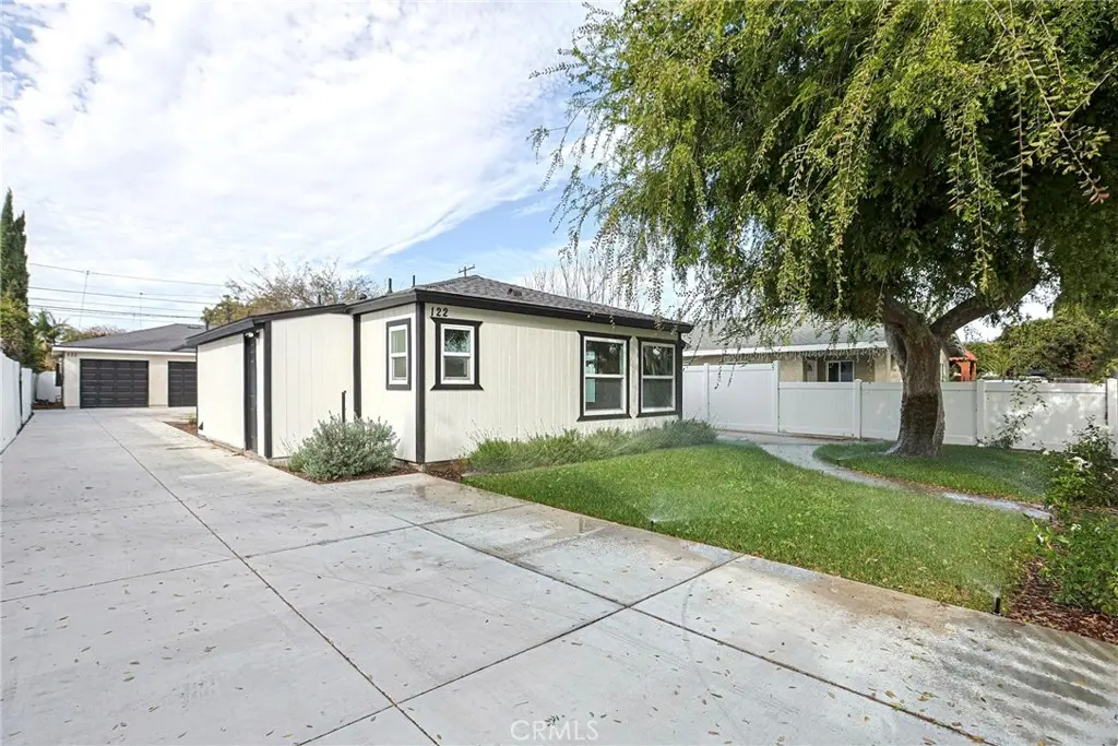 122 N Bewley Street, Santa Ana, CA — listing photo 1