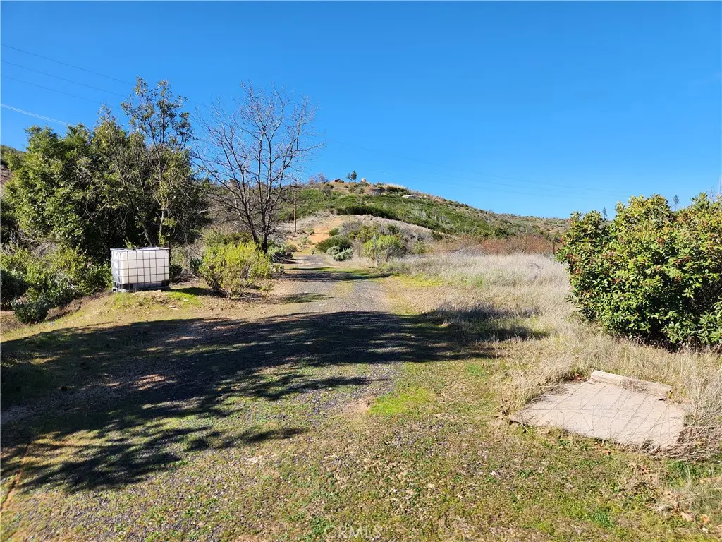11200 Chalair Drive, Oroville, CA — listing photo 1