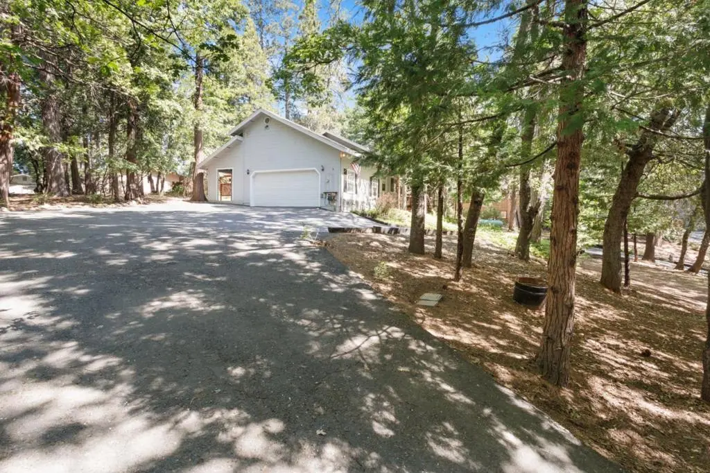 17256 Mount Elizabeth Drive, Sonora, CA — listing photo 1
