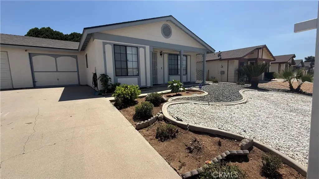 Single Family Residence for sale at 27321 El Cajon Ln, Menifee, CA featuring 2 beds and 2 baths