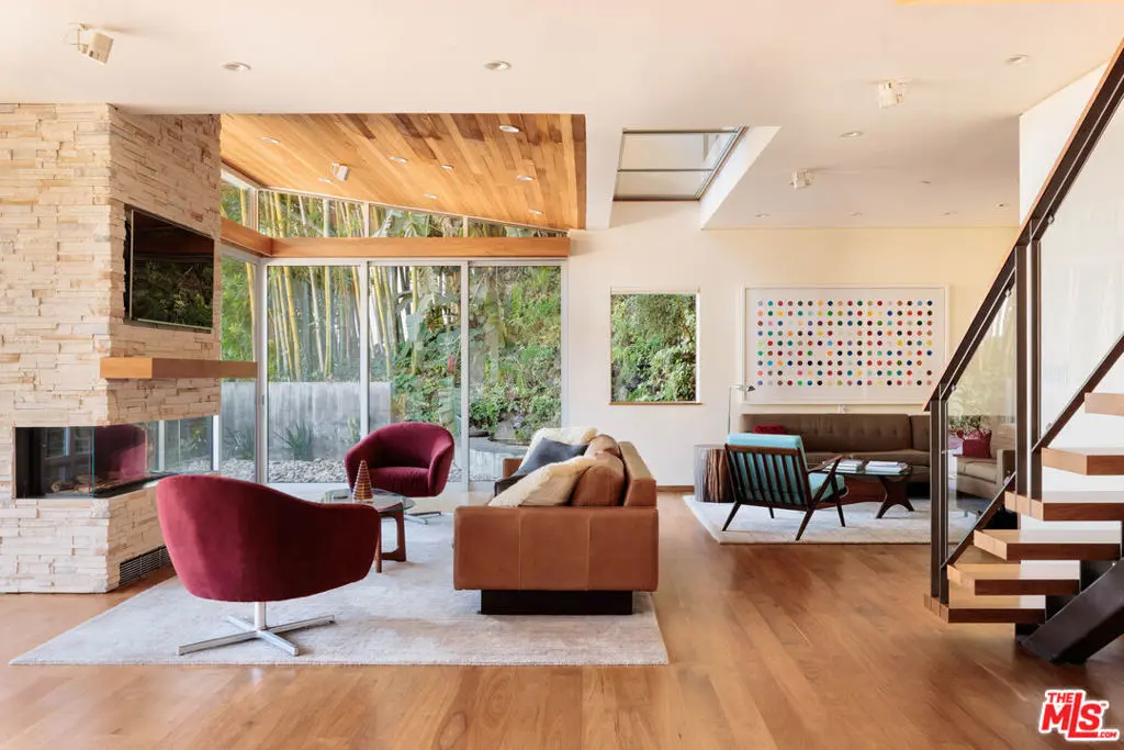 Residential Lease for rent at 1625 N Crescent Heights Boulevard, Los Angeles, Los Angeles County, CA featuring 4 beds and 5 baths