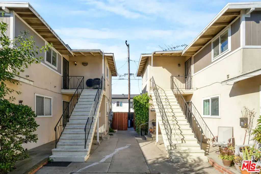 723 Indiana Court, El Segundo, CA — listing photo 1