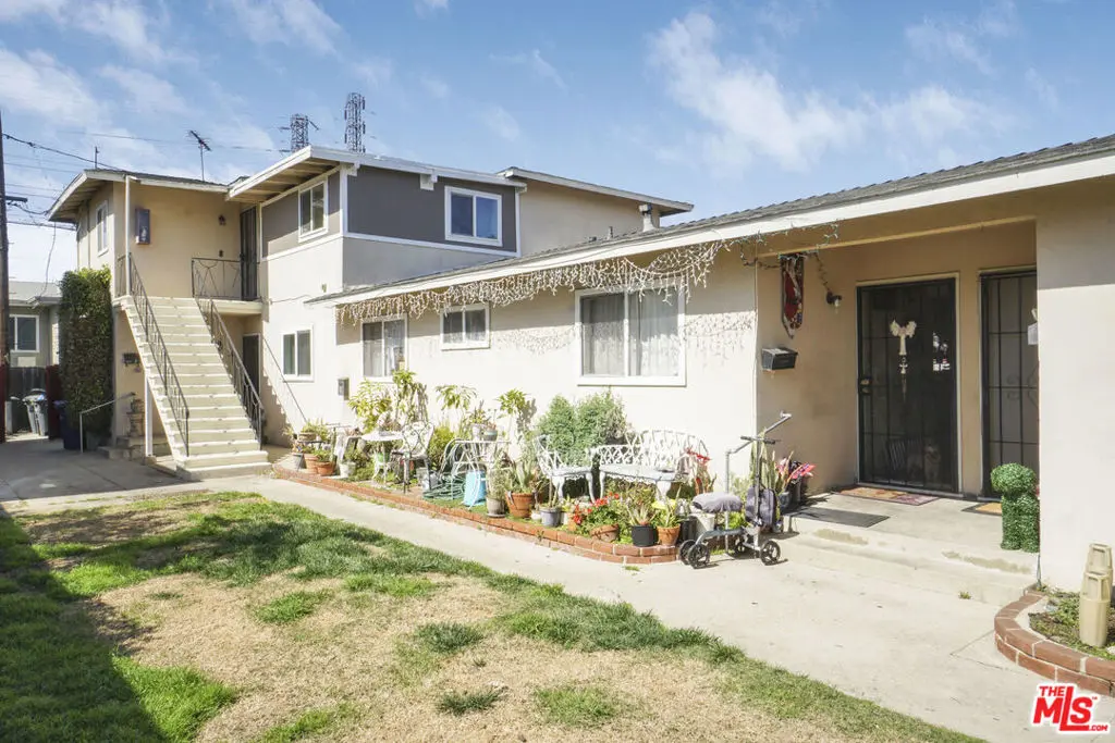 725 Indiana Court, El Segundo, CA — listing photo 1