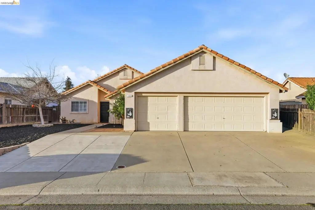 Single Family Residence for sale at 799 Morgans Ranch Cir, Galt, CA featuring 3 beds and 2 baths