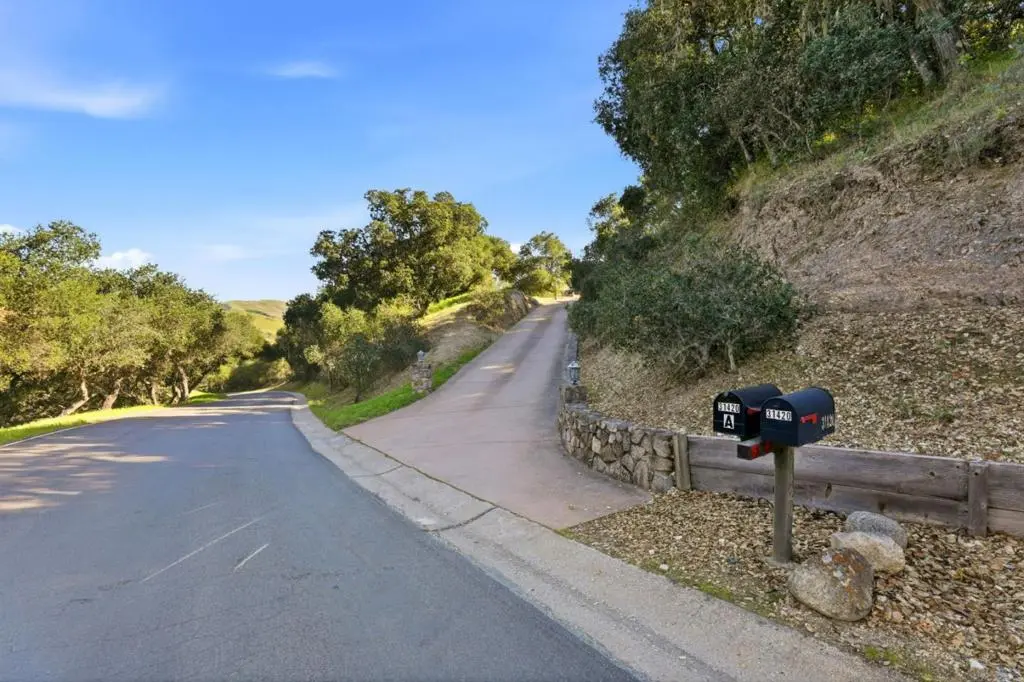 31420 Via La Naranga, Carmel Valley, CA — listing photo 1