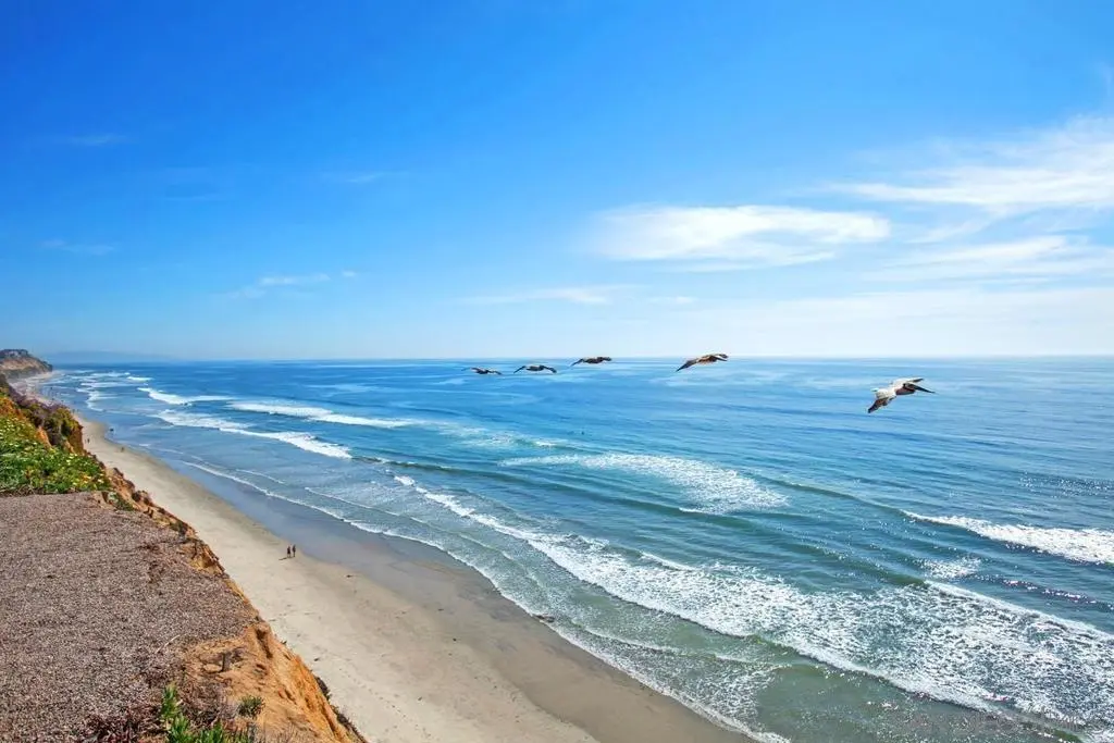 Townhouse for rent at 522 4TH STREET A, Encinitas, CA featuring 2 beds and 2 baths