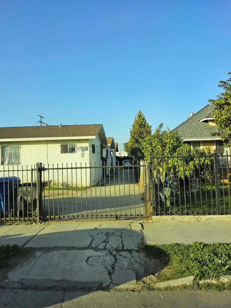 Residential Income for sale at 837 W 65th St, Los Angeles, CA