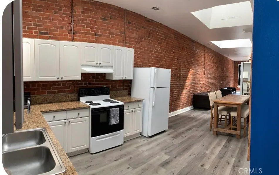 Residential Lease for rent at 131 2nd Street, Pomona, Los Angeles County, CA featuring 1 bed and 1 bath