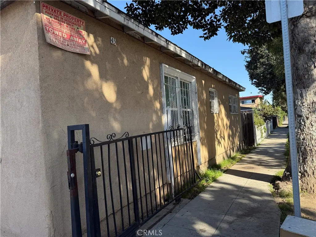 Mixed Use for sale at 45 E 69th Way, Long Beach, CA