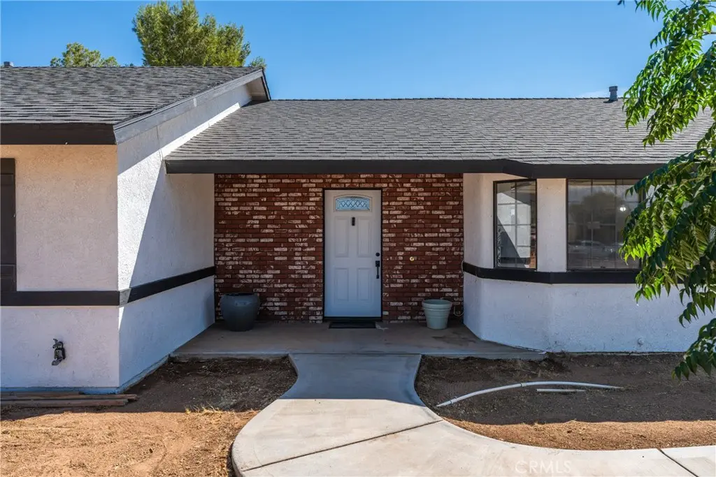 16433 Ocotilla Road, Apple Valley, CA — listing photo 1