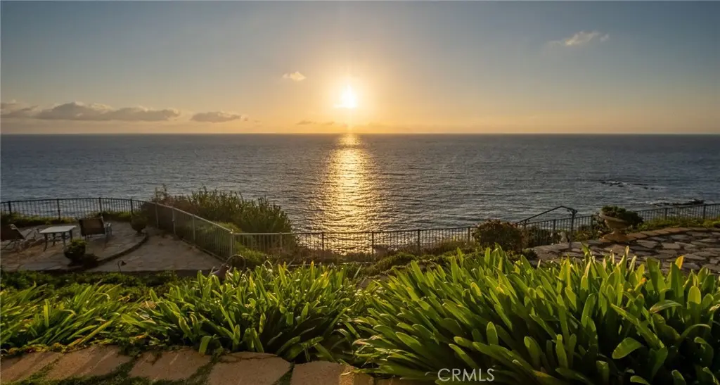 Single Family Residence for sale at 71 Marguerite, Rancho Palos Verdes, CA featuring 4 beds and 6 baths