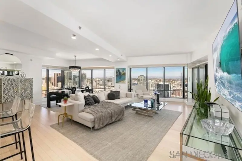 Single Family Residence for rent at 200 Harbor Dr. 3401, San Diego, CA featuring 2 beds and 2 baths