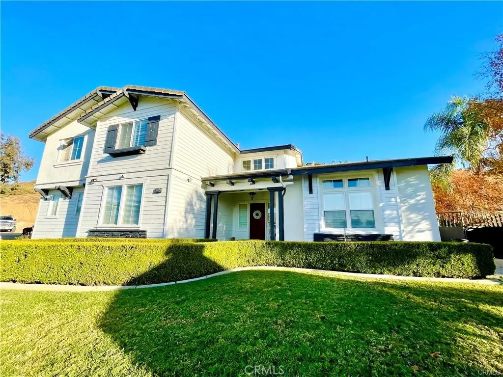 Single Family Residence for sale at 1204 Thoroughbred, Norco, CA featuring 5 beds and 4 baths