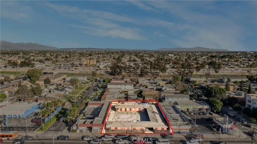 Apartment for sale at 10108 S Figueroa, Los Angeles, CA