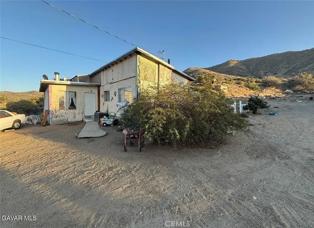 Single Family Residence for sale at 33452 Angeles Forest, Palmdale, CA featuring 2 beds and 2 baths