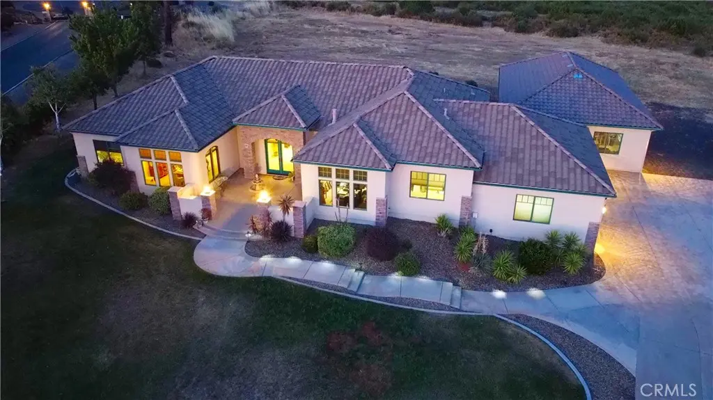 Single Family Residence for sale at 18 Tuscan Drive, Paradise, CA featuring 3 beds and 3 baths