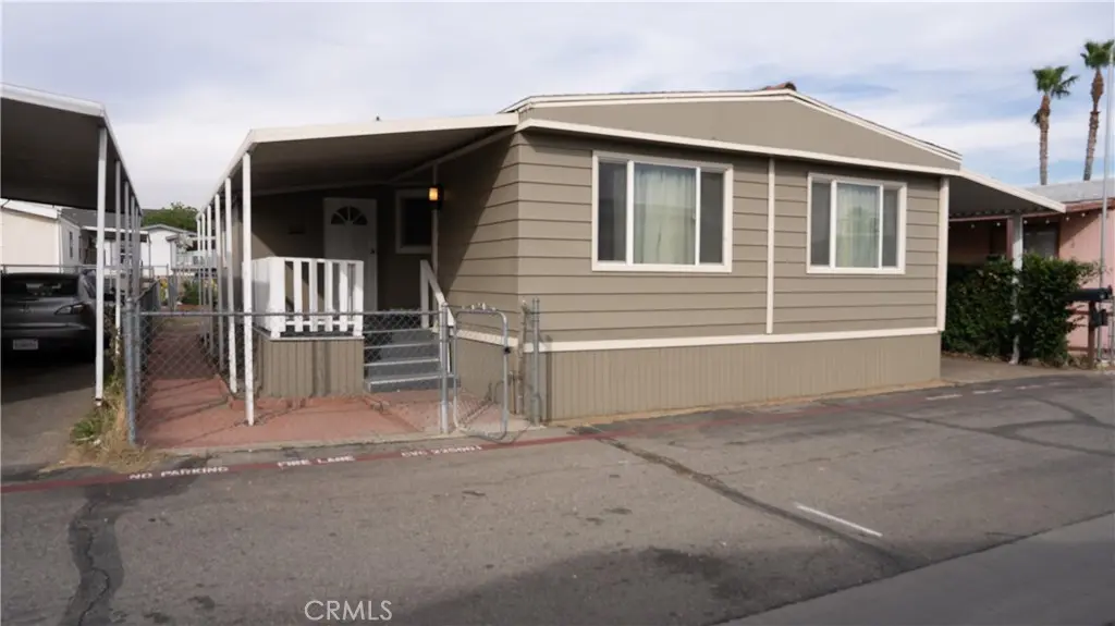 250 N Linden Avenue 248, Rialto, CA — listing photo 1
