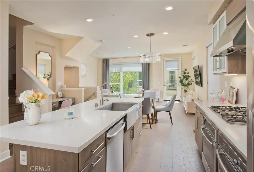 6749 W Gill, Los Angeles, CA — listing photo 1