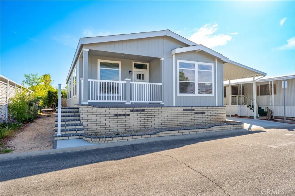 1150 Ventura Boulevard 77, Camarillo, CA — listing photo 1