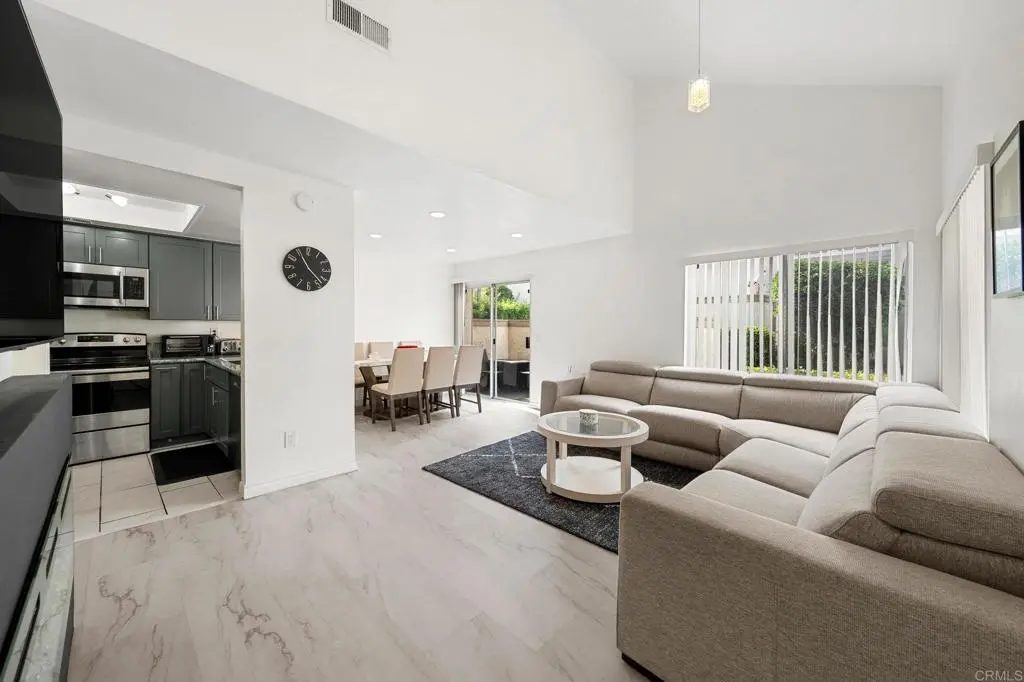 5430 Baltimore drive 70, La Mesa, CA — listing photo 1