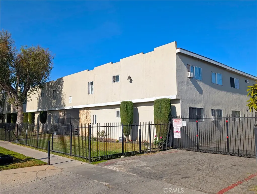 1221 W Brook, Santa Ana, CA — listing photo 1