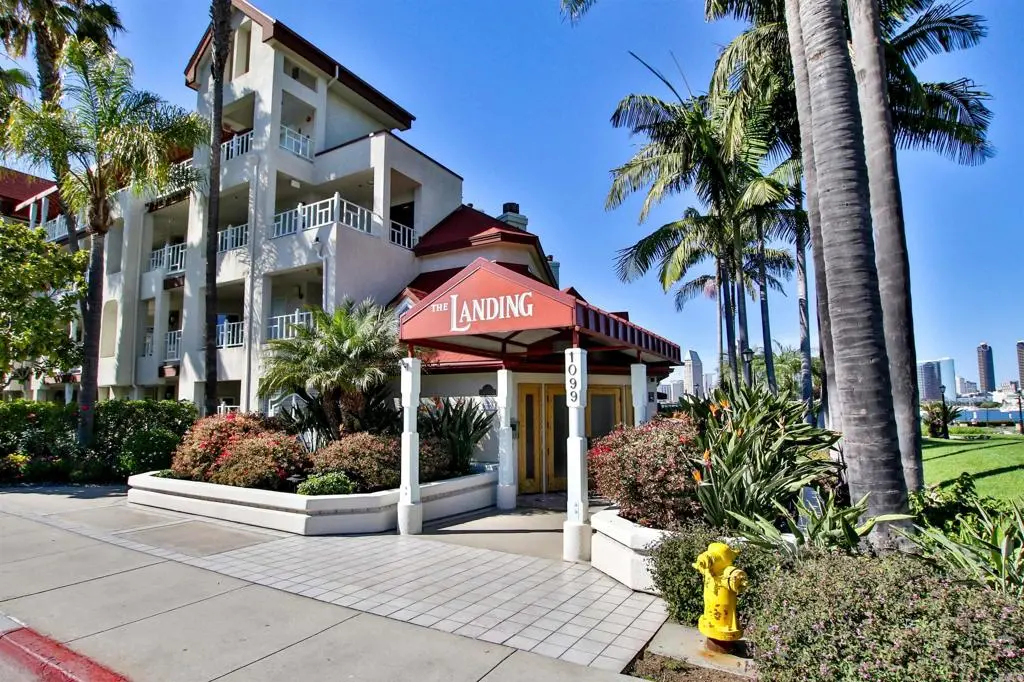 Condominium for rent at 1099 1ST Street 119, Coronado, CA featuring 2 beds and 3 baths