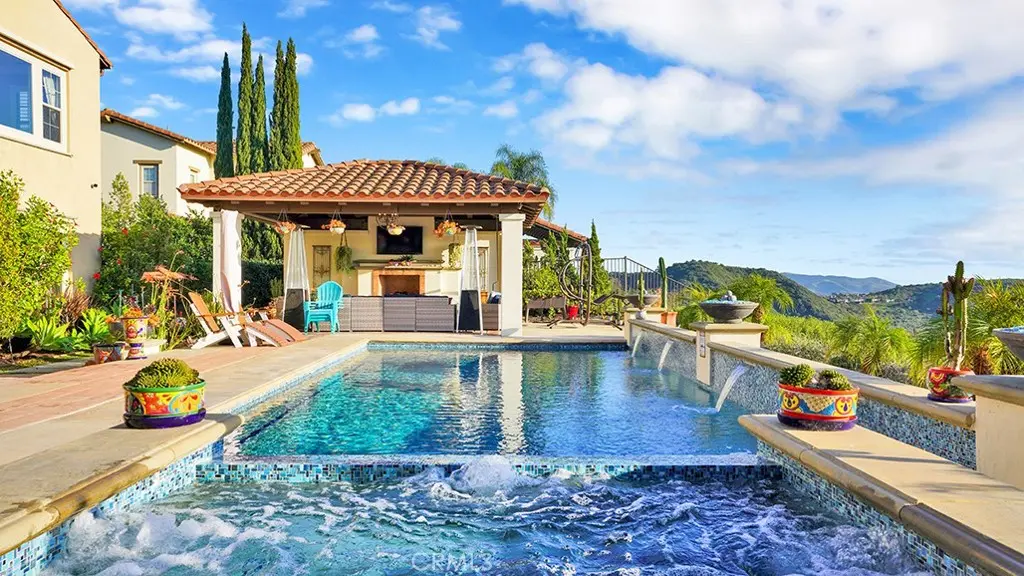 13 Calle Viviana, San Clemente, CA — listing photo 1