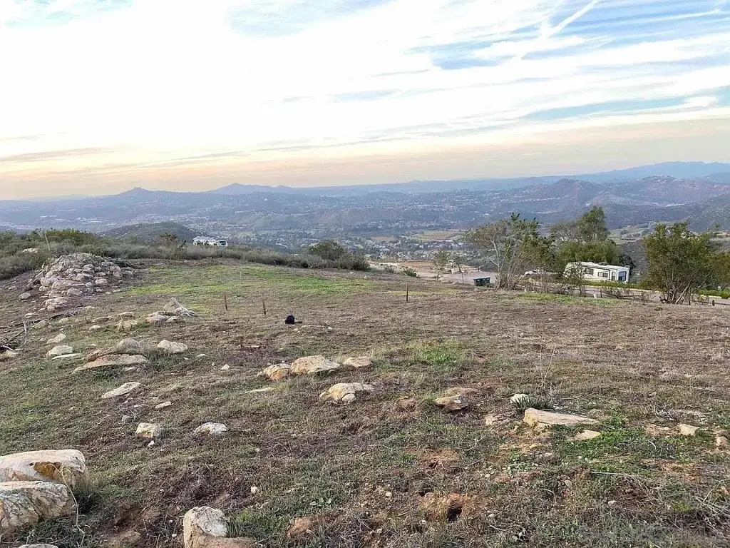 13749 Calle Del Sol, Jamul, CA — listing photo 1