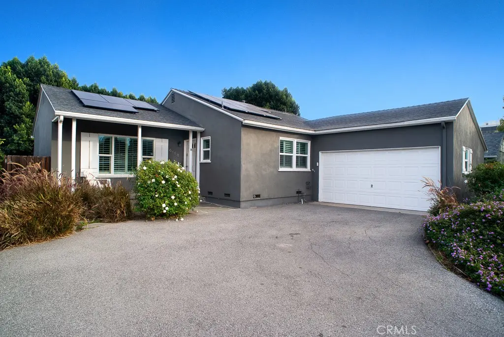 6458 Hanna Ave, Woodland Hills, CA — listing photo 1