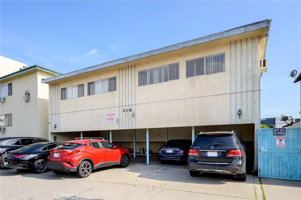 Residential Lease for rent at 208 E Chevy Chase Drive 1, Glendale, Los Angeles County, CA featuring 1 bed and 1 bath