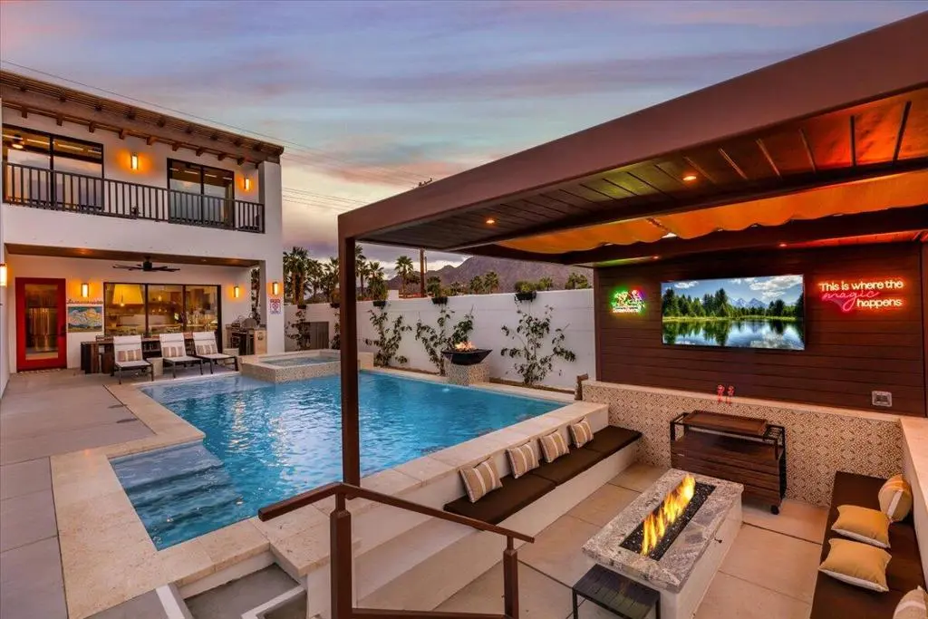 Residential Lease for rent at 51120 Avenida Navarro, La Quinta, Riverside County, CA featuring 4 beds and 5 baths
