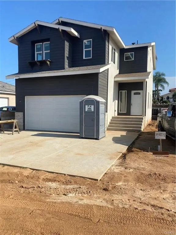 Single Family Residence for sale at 13024 Via Verrazano, Riverside, CA featuring 3 beds and 3 baths