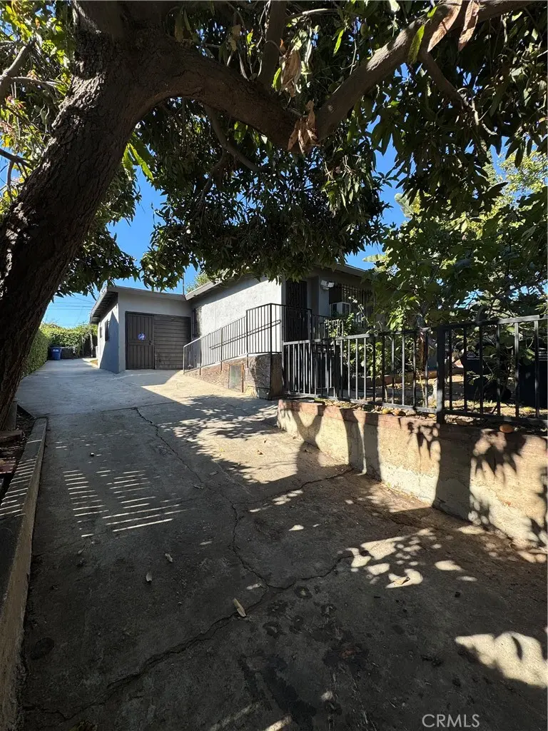 529 531 S Sydney, East Los Angeles, CA — listing photo 1