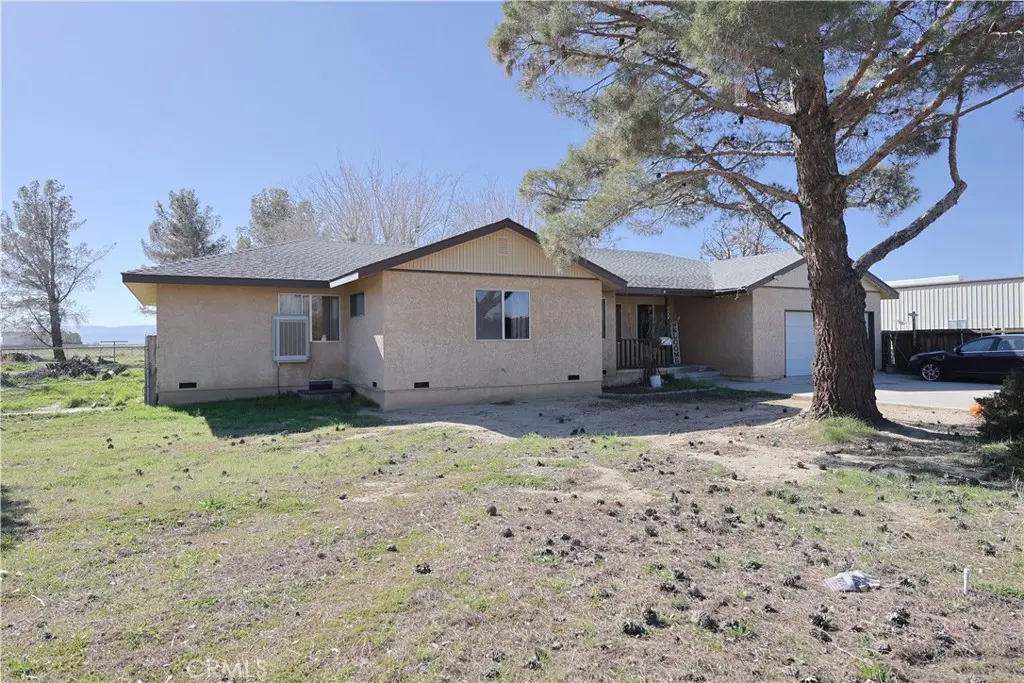 7540 W Avenue A, Lancaster, CA — listing photo 1