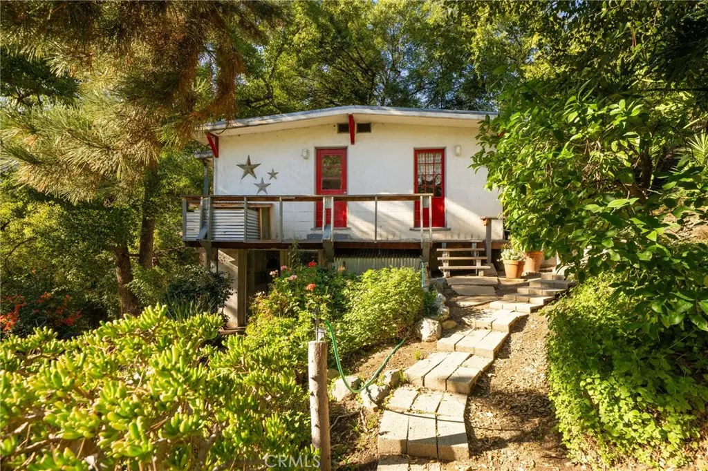 2800 N Mountain Avenue, Upland, CA — listing photo 1