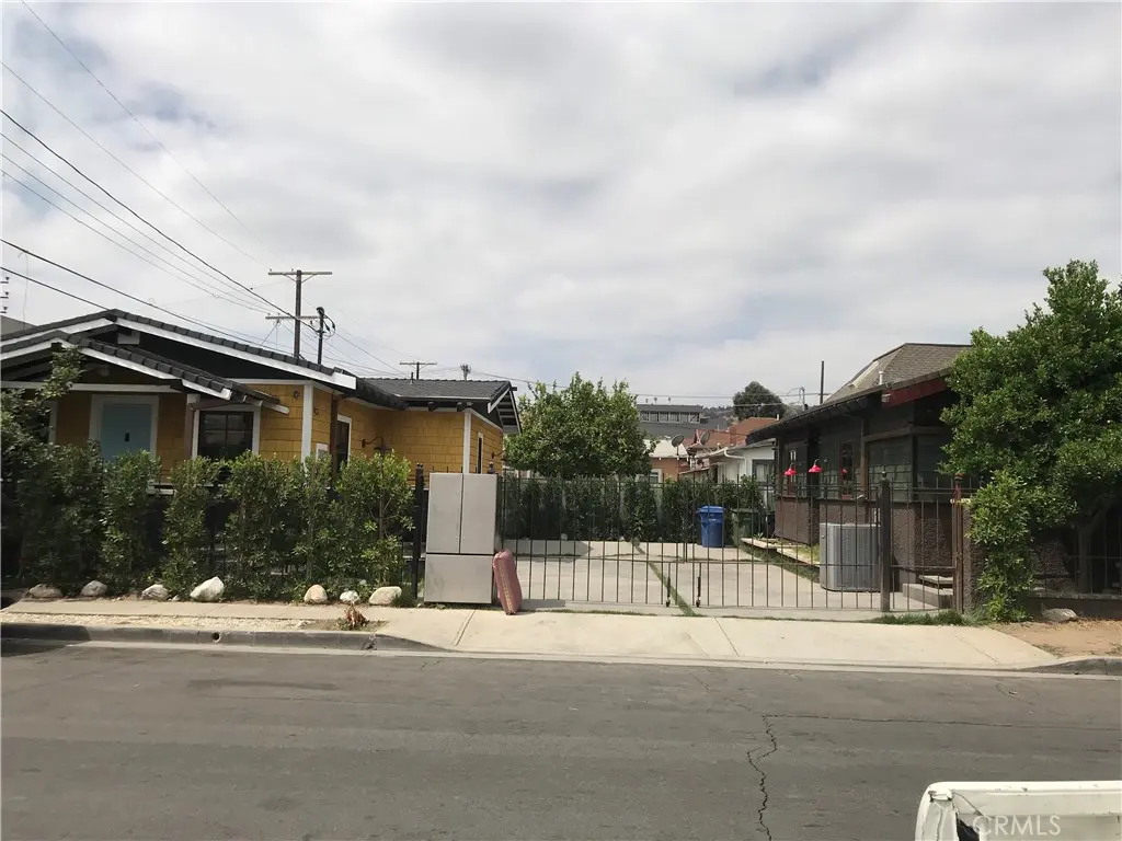 Duplex for sale at 514 W River Street, Los Angeles, CA featuring 6 beds and 5 baths