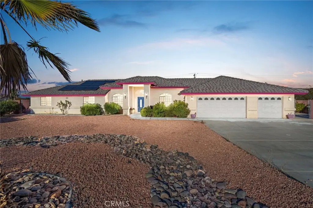 16460 Malahat Road, Apple Valley, CA — listing photo 1
