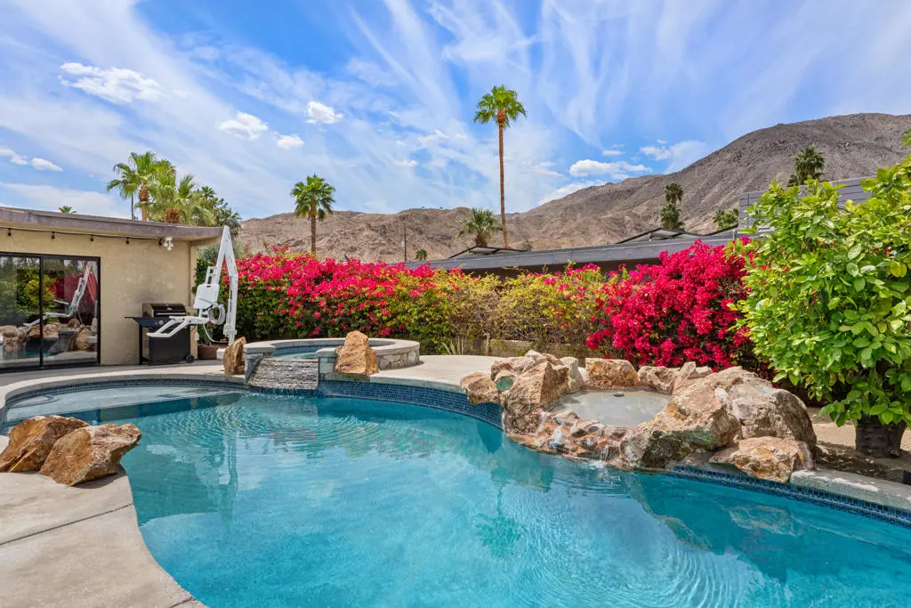 Residential Lease for rent at 72596 Beavertail Street, Palm Desert, Riverside County, CA featuring 3 beds and 2 baths
