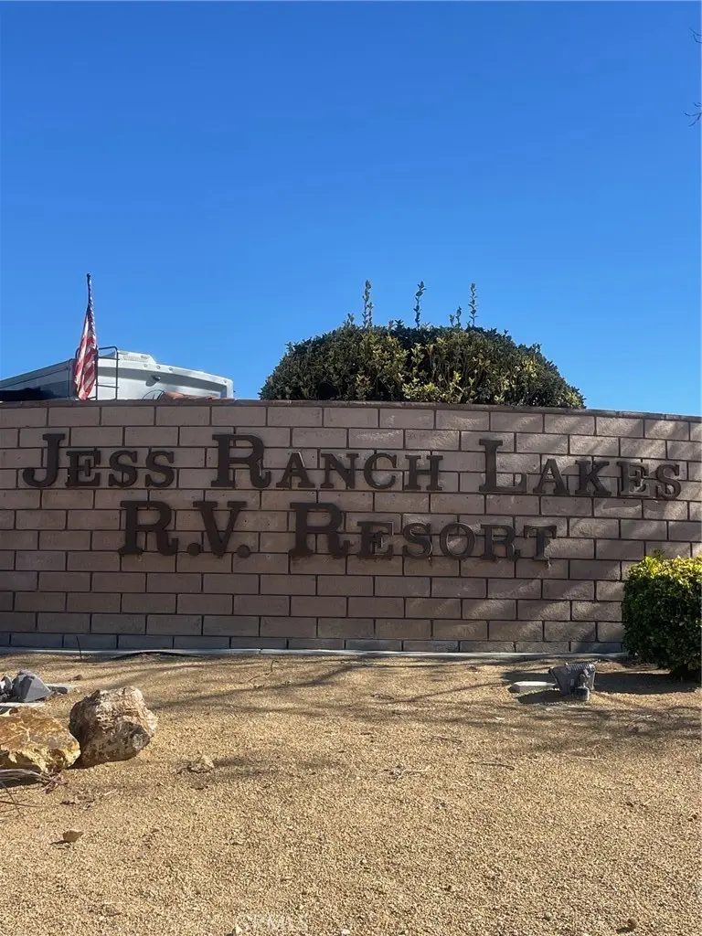 19355 Tournament Lane, Apple Valley, CA — listing photo 1