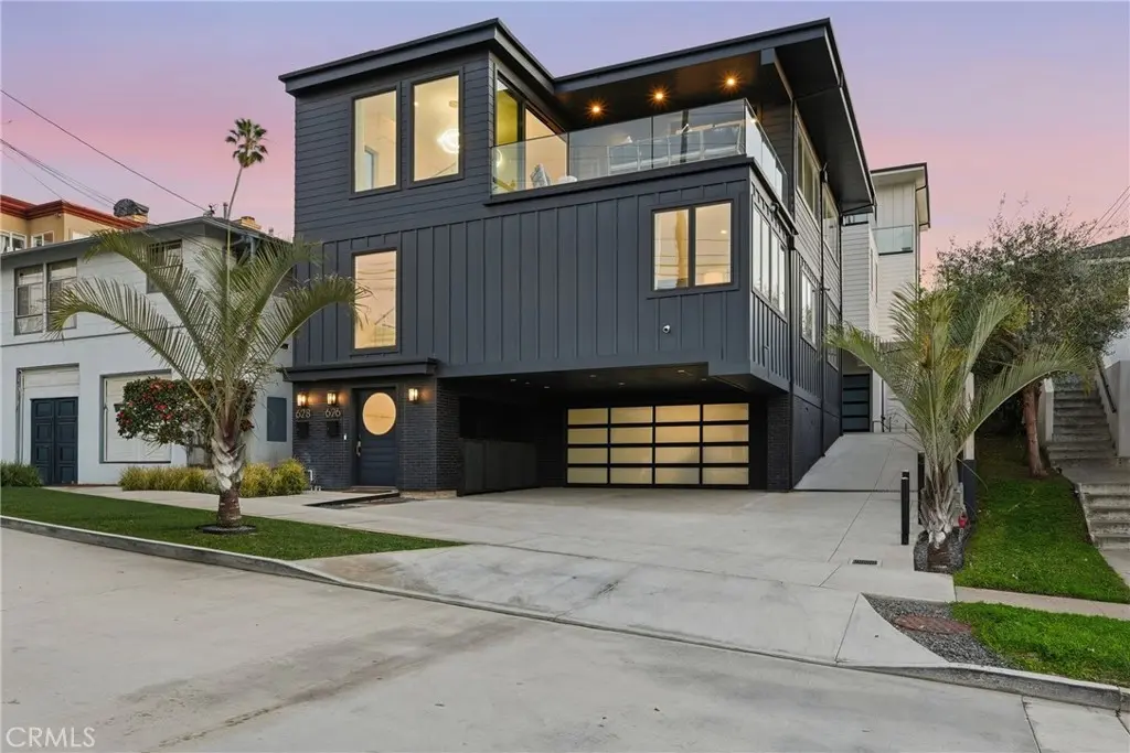 Single Family Residence for sale at 626 Longfellow, Hermosa Beach, CA featuring 4 beds and 5 baths