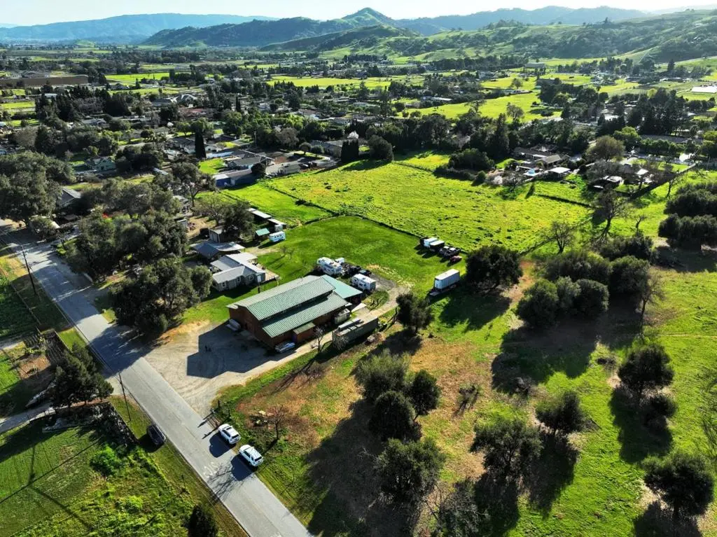 13805 Colony Avenue, San Martin, CA — listing photo 1